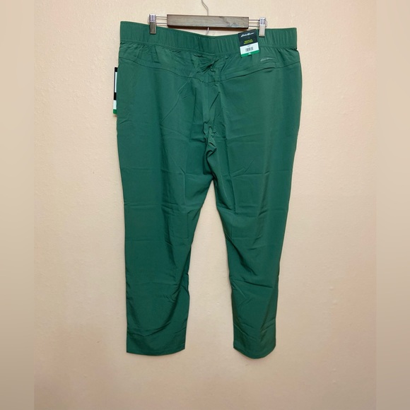 Eddie Bauer Ladies' Ankle Pant - Picture 7 of 8
